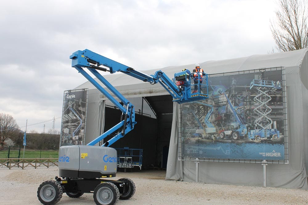 cherry picker forklift training warwick