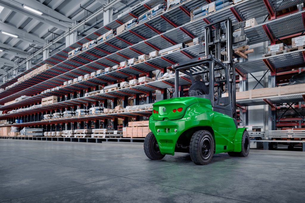 CESAB 800 counterbalance forklift sales UK