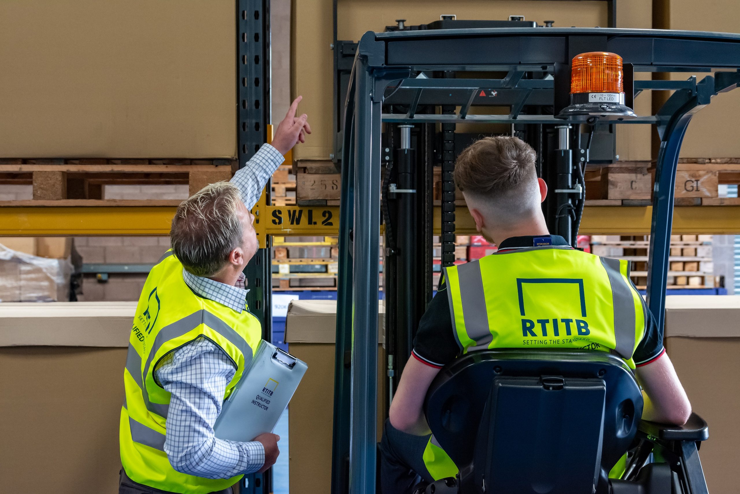 Best Forklift Operator Training - Flt Engineering Solutions